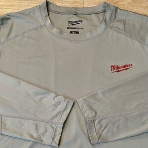 Milwaukee WORKSKIN Shirt Men’s XL Grey Made in USA Long Sleeve Performance Base
